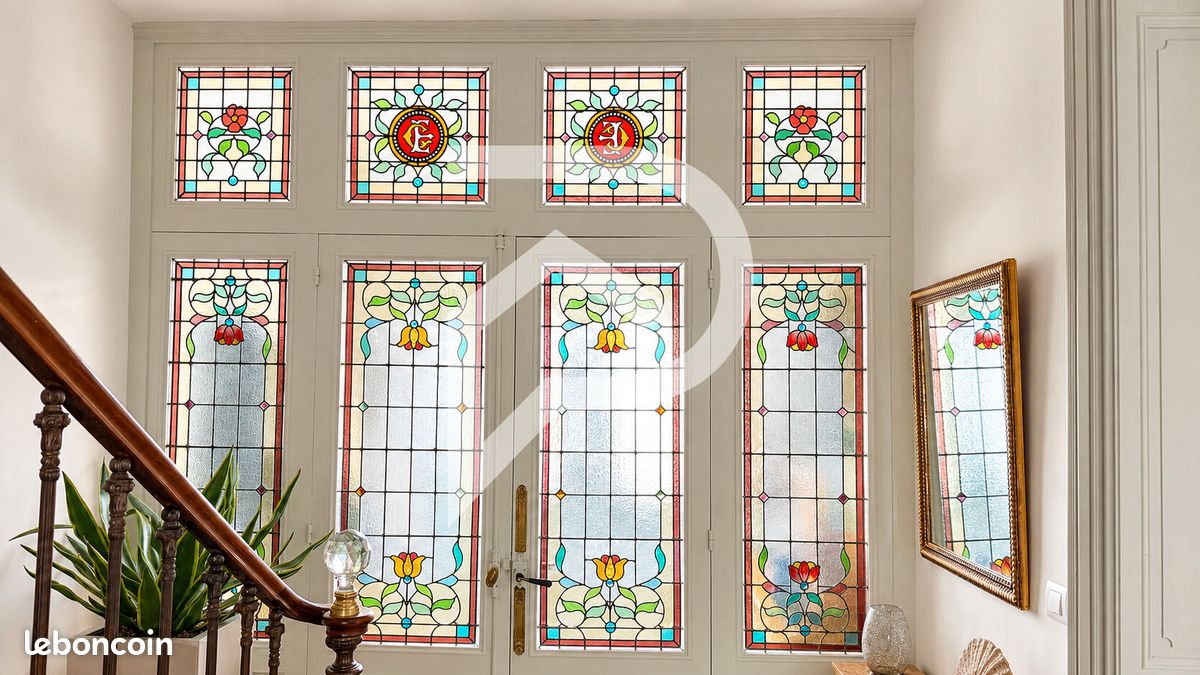 Maison 8 pièces 249 m² · à Mazamet · 249 m² · 285 000 €