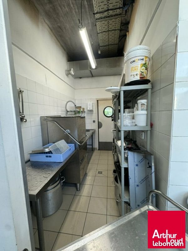 Local commercial 150 m² ANGLET (image 3)