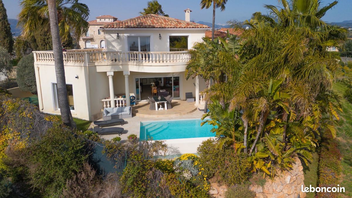 Maison 7 pièces 303 m² · à Nice · 303 m² · 2 650 000 €