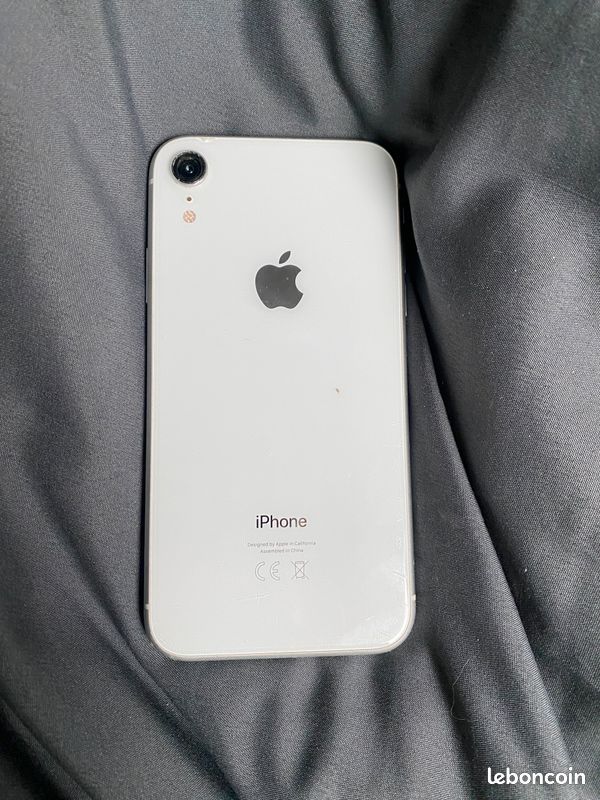 Iphone xr + coques + vitré tremper (image 1)