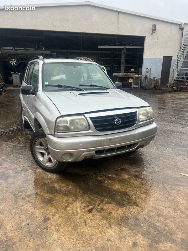 Toutes pièces Suzuki grand vitara 1 2.0 Tdi 8v turbo 4x4 de 2001 (image 1)