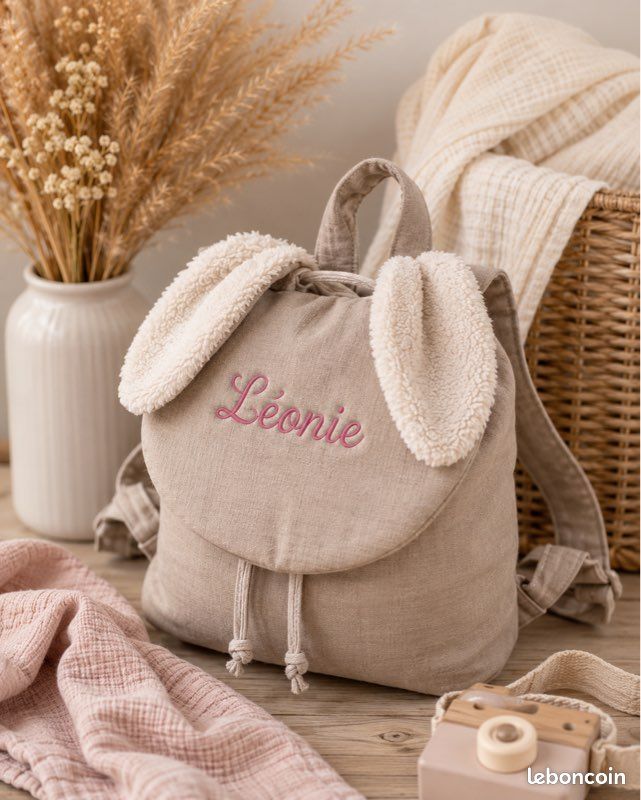 Sac à dos enfant oreilles de lapin personnalisé prénom (image 1)