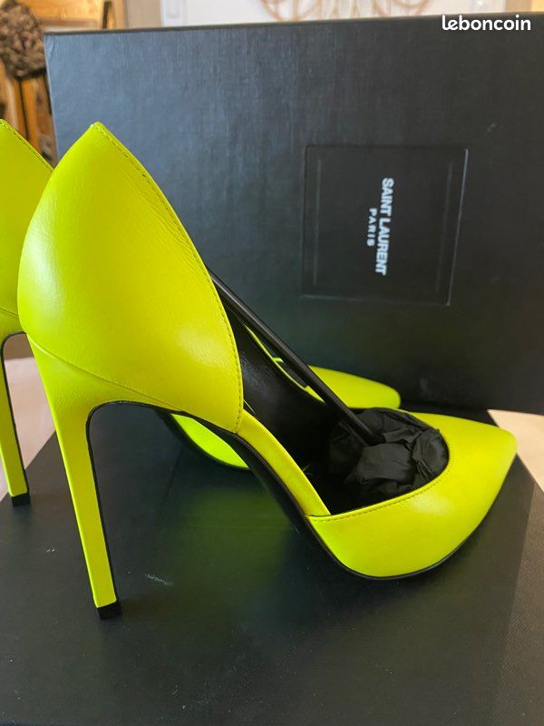 Escarpins Saint Laurent jaune fluo (image 1)