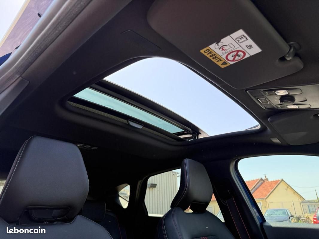 Renault Captur E-Tech 145 - 21B R.S. Line (image 16)