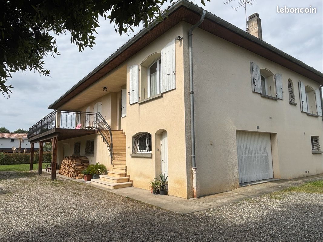 Maison 6 pièces 141 m² · à Fronton · 141 m² · 426 000 €