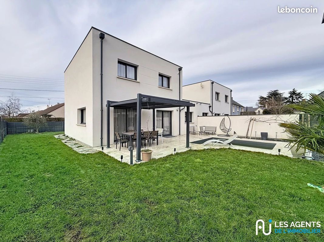 Maison 6 pièces 116 m² · à Semoy · 116 m² · 329 000 €