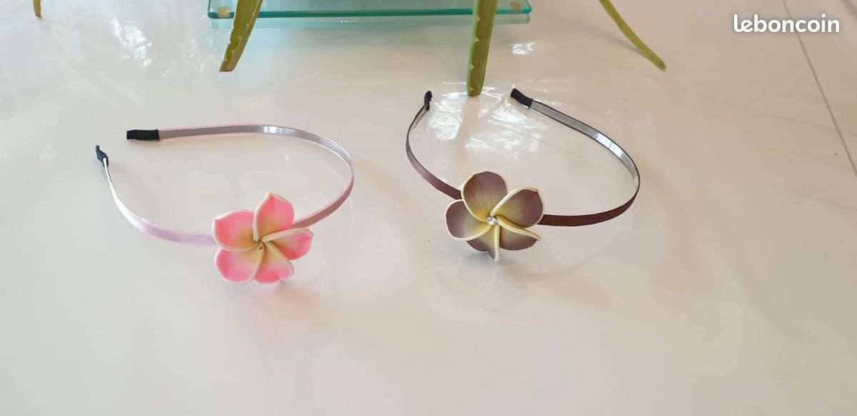 Lot de 2 serre tête fleur de frangipanier enfant (image 2)