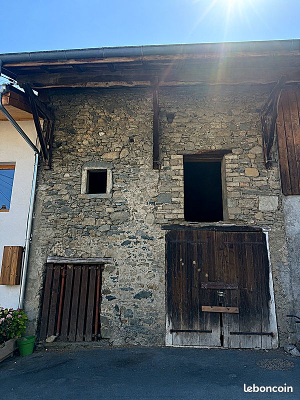 Maison 1 pièce 66 m² · à Allinges · 66 m² · 87 000 €