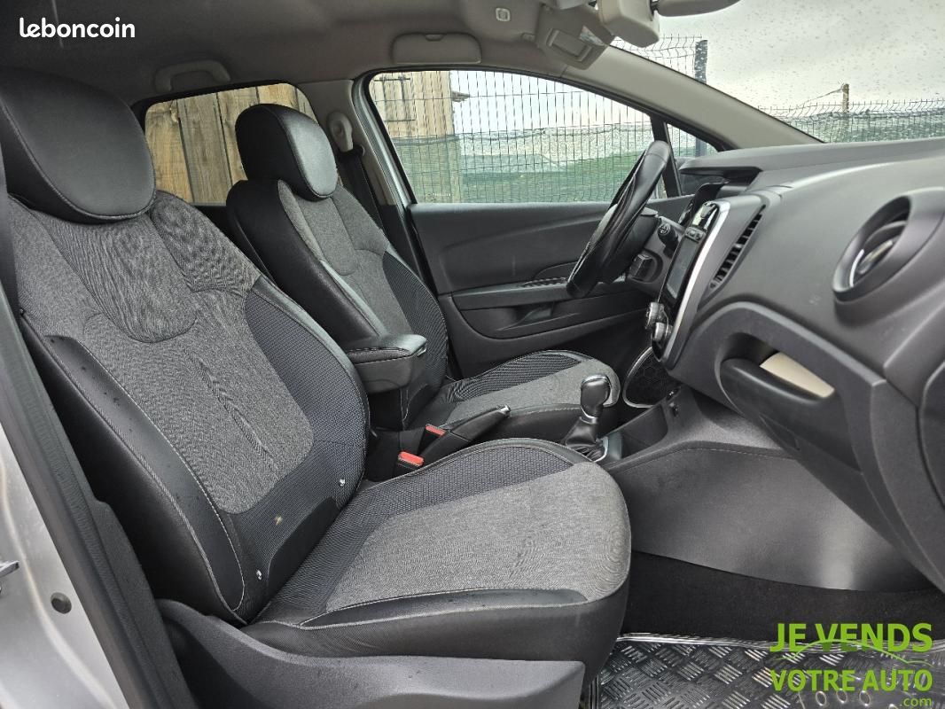 Renault Captur 1.5 dCi 90ch energy Intens EDC (image 17)