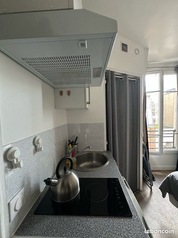 Appartement 1 pièce 9 m² · à Paris · 9 m² · 900 €/mois