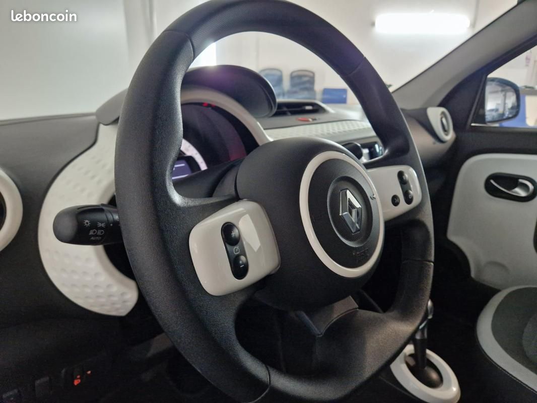 Renault Twingo E-TECH ELECTRIQUE III Equilibre (image 10)