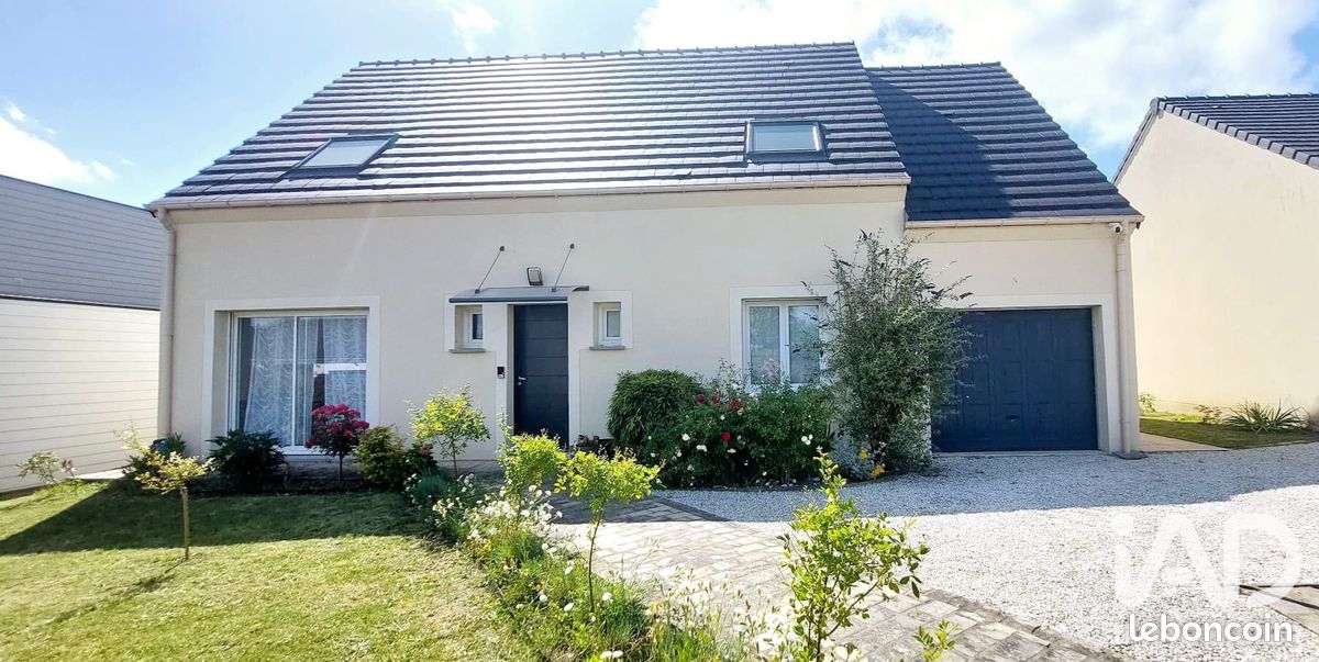 Maison 8 pièces 146 m² · à Barjouville · 146 m² · 420 000 €