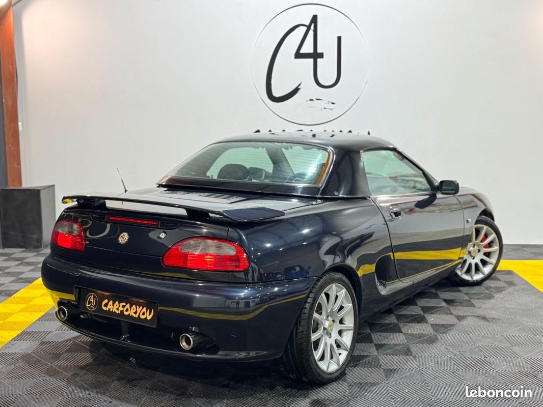 MGF 1.8 i VVC 160ch Trophy 1430 exemplaires Hardtop, Jantes alu, Etriers rouge (image 6)