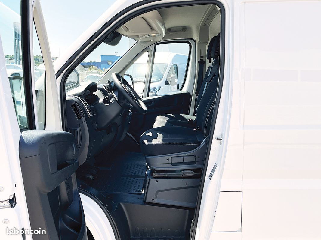 Fiat ducato mh2 premium connect full led / écran 10 pouces (image 6)