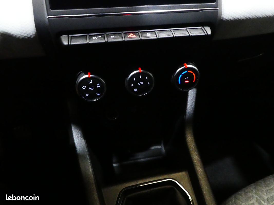 Renault CLIO V 1.0 TCE 90CH LIMITED -21N (image 19)