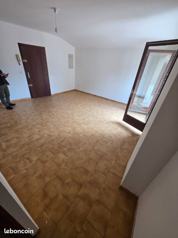 Appartement 2 pièces 45 m² · à Manosque · 45 m² · 600 €/mois