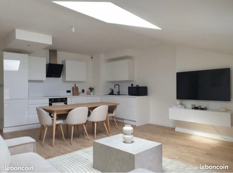 Appartement 4 pièces 98 m² · à Bourg-en-Bresse · 98 m² · 990 €/mois