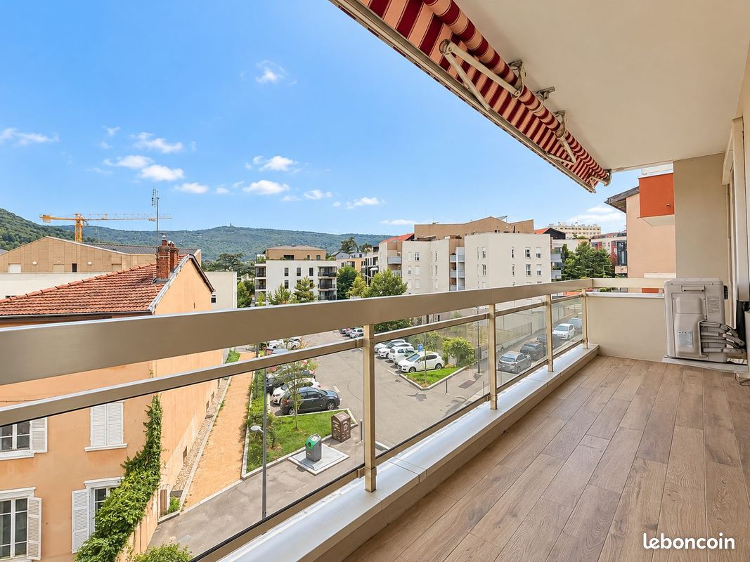 Appartement 2 pièces 55 m² · à Fontaines-sur-Saône · 55 m² · 174 000 €