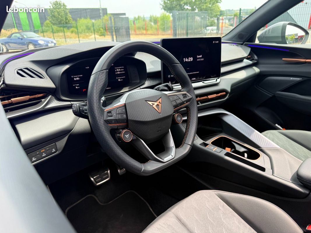 CUPRA Terramar 1.5 EHYBRID 272 VZ DSG6 (image 9)