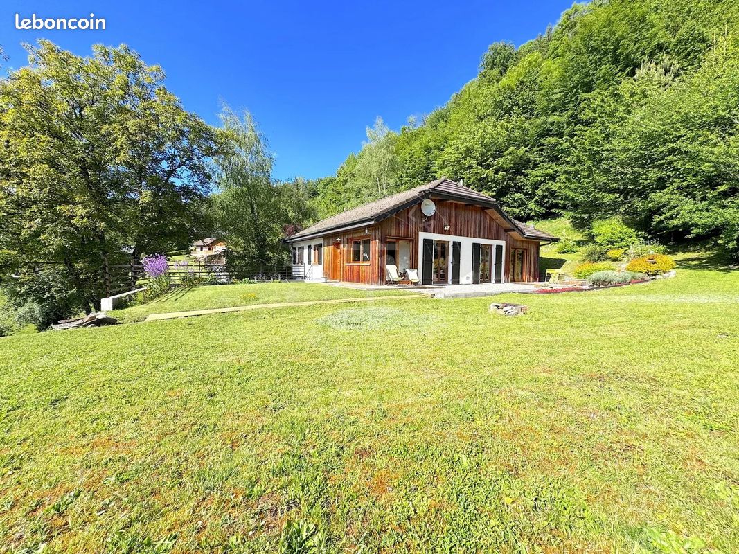Maison 6 pièces 133 m² · à Nâves-Parmelan · 133 m² · 799 000 €