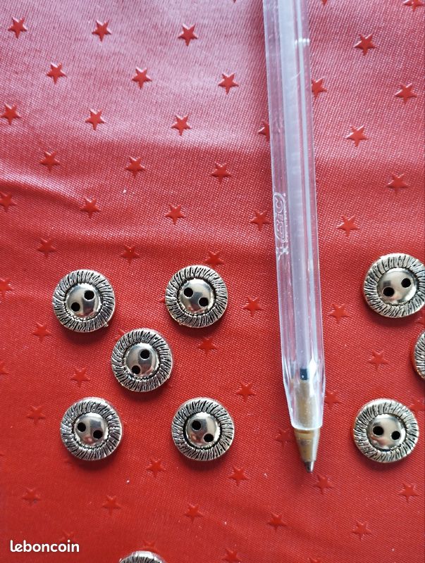 Lot de 16 boutons doré (image 3)