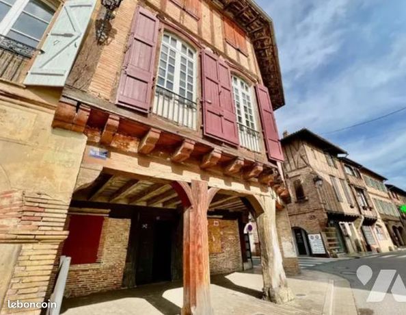 Maison 15 pièces 437 m²