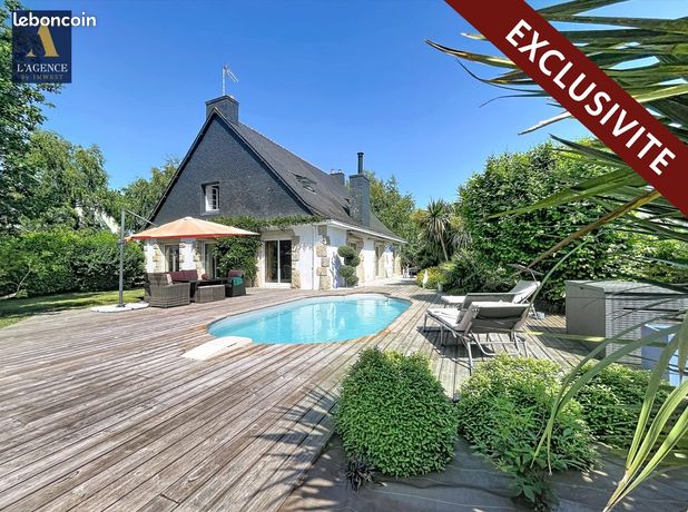 Propriété 8 pièces 217 m²