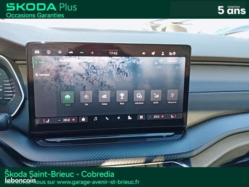 Skoda Octavia Combi 2.0 TDI SCR 150ch Sportline DSG7 (image 32)
