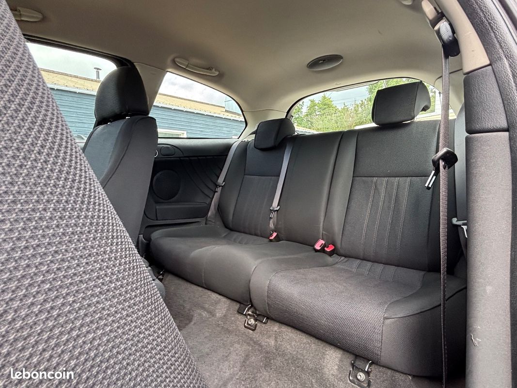 ALFA ROMEO 147 1.6i 105ch (image 7)
