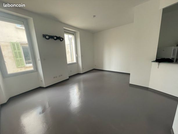 Location beau studio 28m2
