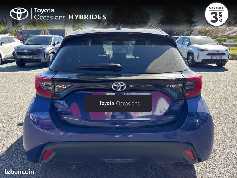 Toyota Yaris 116h Design 5p (image 4)