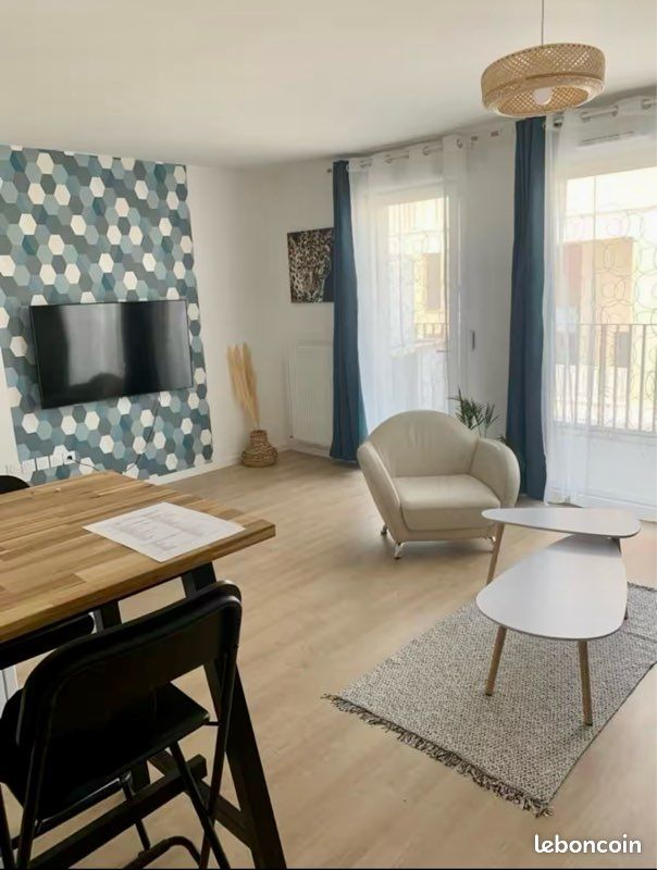 Appartement 1 pièce 33 m² · à Cergy · 33 m² · 900 €