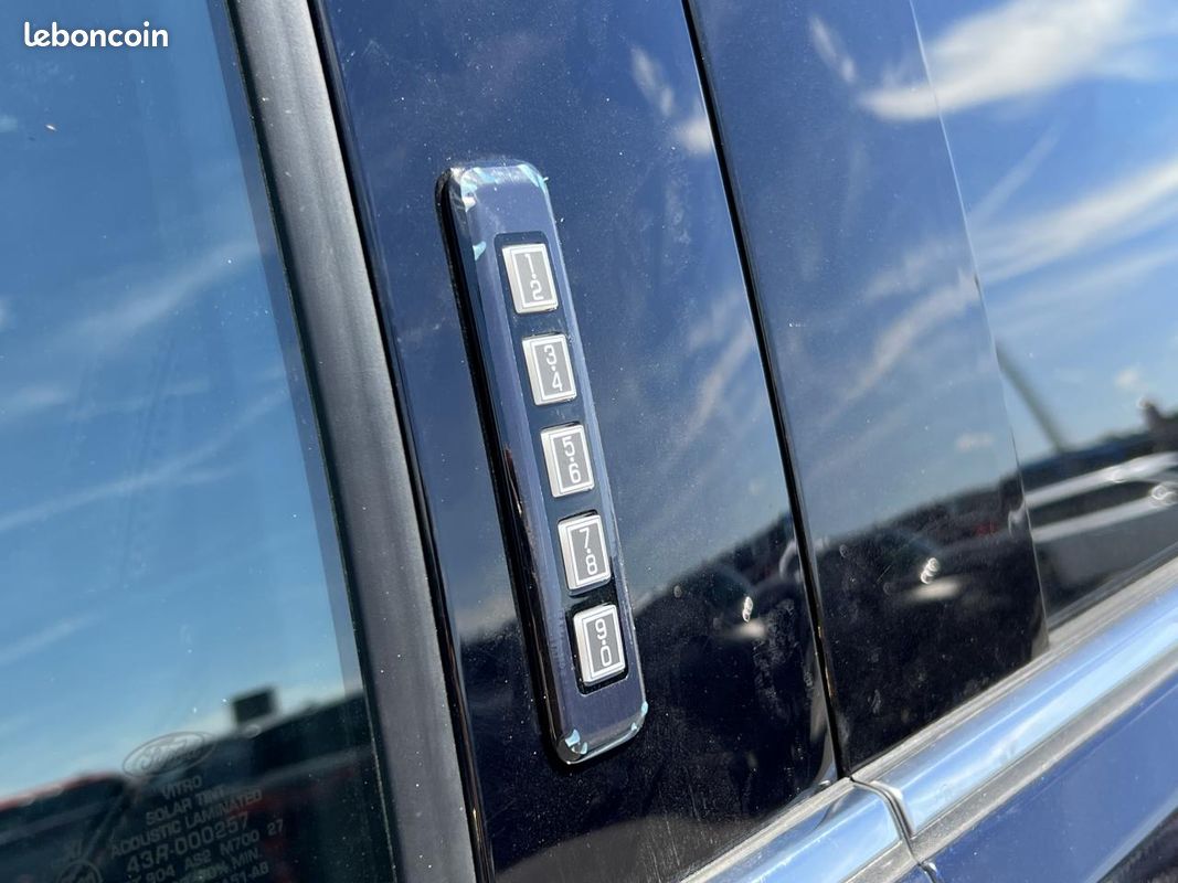 FORD F150 Supercrew PLATINUM 4x4 (image 22)