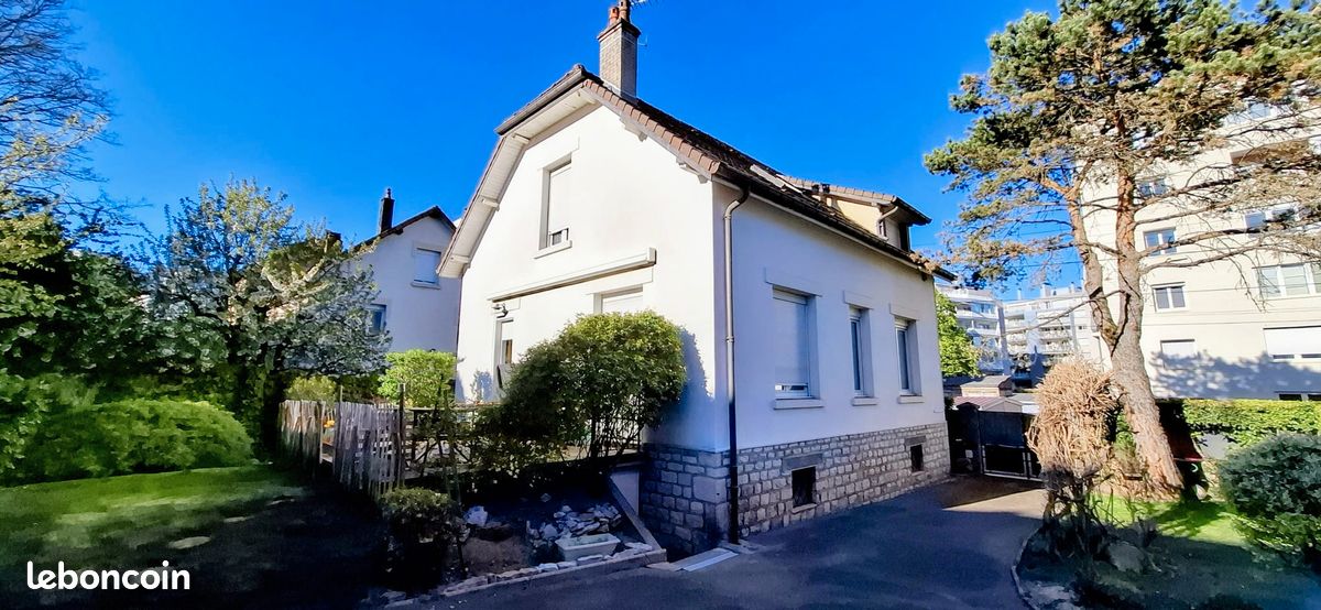 Maison 7 pièces 136 m² · à Besançon · 136 m² · 430 000 €