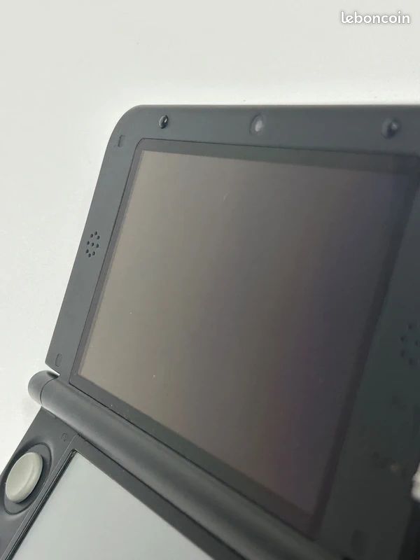 3DS XL + housse donkey kong + chargeur (image 2)