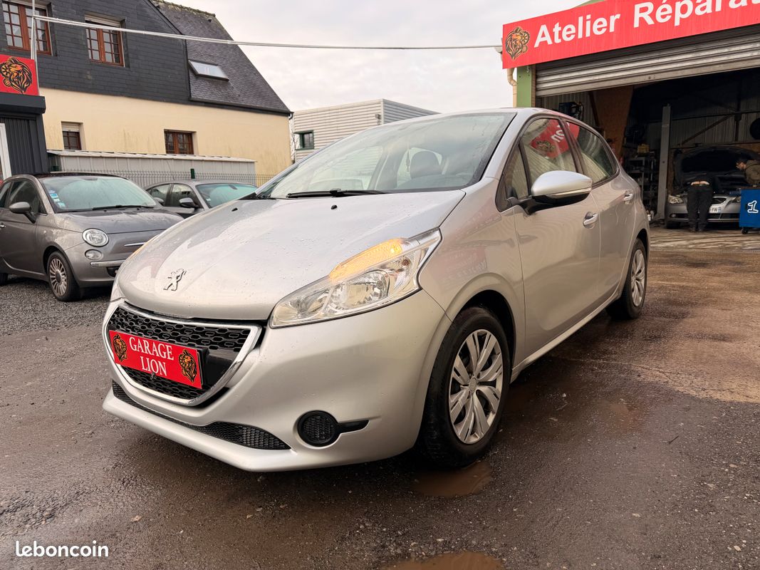 PEUGEOT 208 1.6 blue HDI 100 CV (image 2)