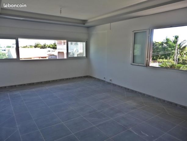 Immeuble 280 m² SAINT-ANDRE