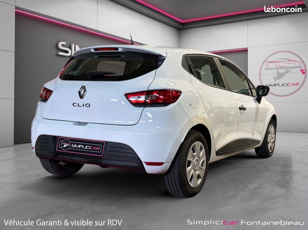 RENAULT CLIO IV 1.5 DCI 75 LIFE SOCIETE 75Ch Garantie 12 mois (image 8)