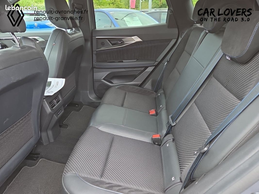 RENAULT Austral E-Tech hybrid 200 Techno esprit Alpine (image 24)