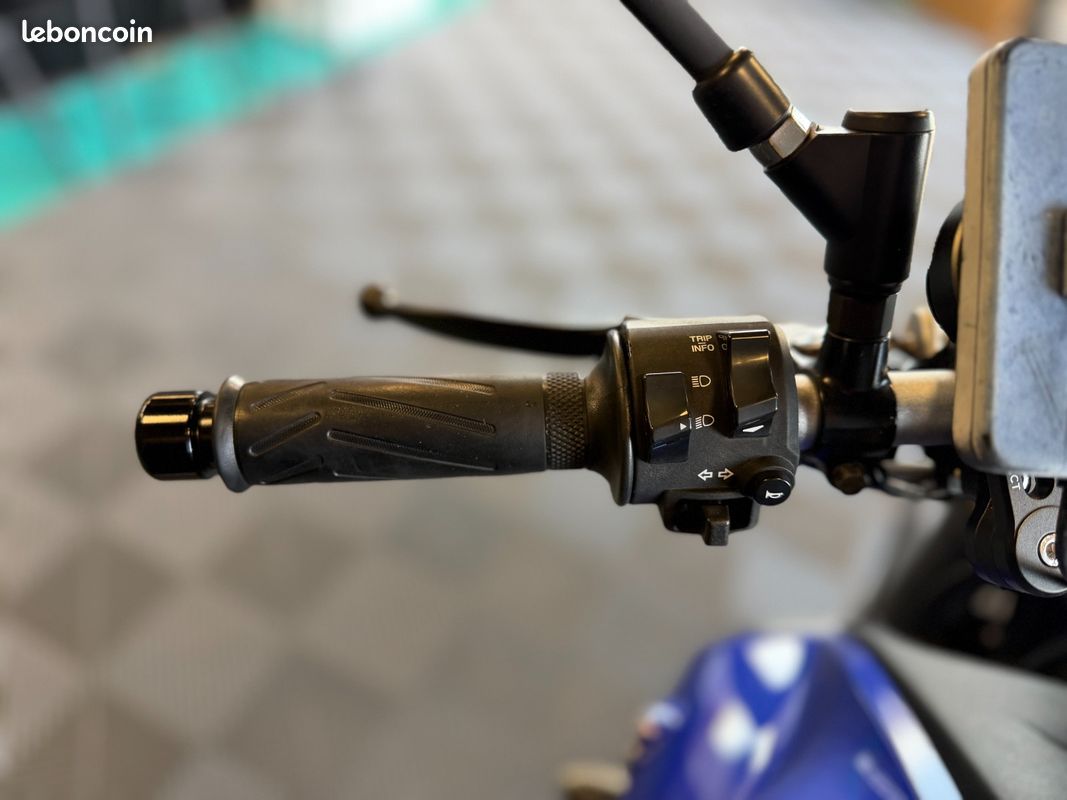 Yamaha mt 07 a2 / tres bon etat / full suivi yamaha (image 15)