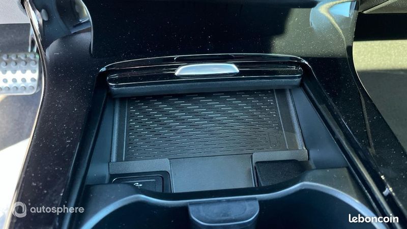 Mercedes Classe A 200 163ch AMG Line 7G-DCT (image 26)