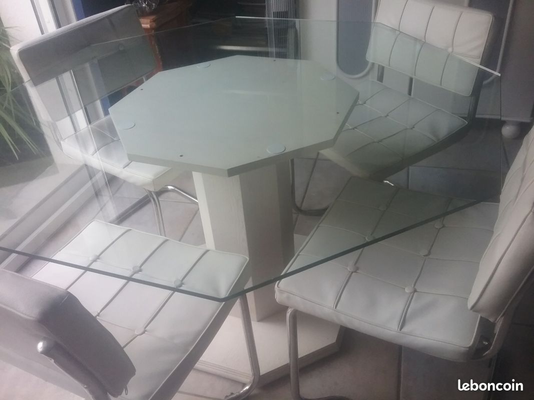 Vend table plateau en verre octogonale (image 1)
