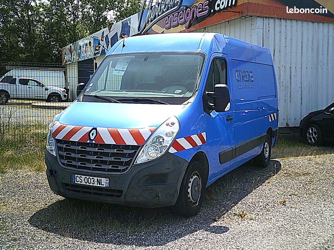 Renault Master 2.3 dci L2 H2 camion atelier tva récupérable 96811 kms 10833 HT (image 1)
