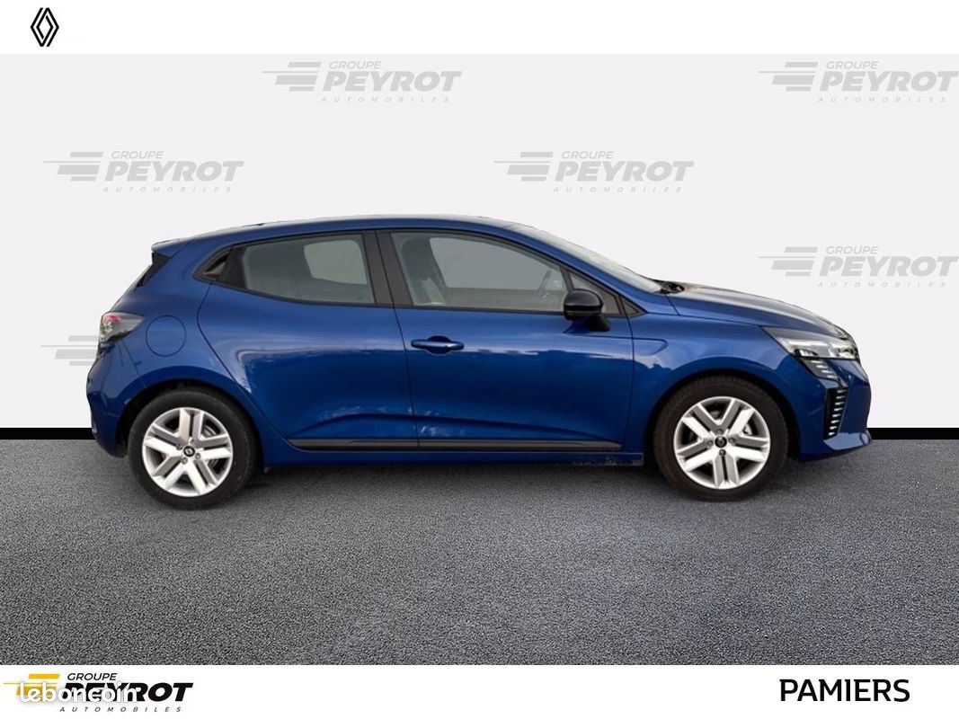 RENAULT Clio E-Tech full hybrid 145 Evolution (image 4)
