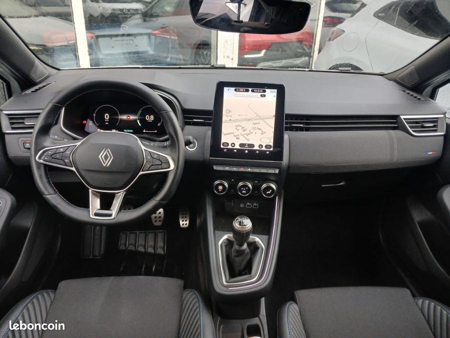 Renault Clio V 1.0 TCe 90 BVM6 ESPRIT ALPINE GPS 9.3" Cockpit JA17 (image 4)