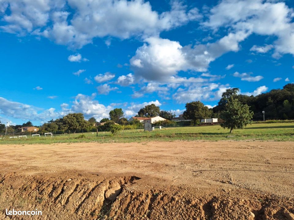 Terrain 651 m² Vinon Sur Verdon · à Vinon-sur-Verdon · 135 000 €
