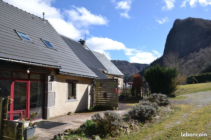 Maison 9 pièces 232 m²