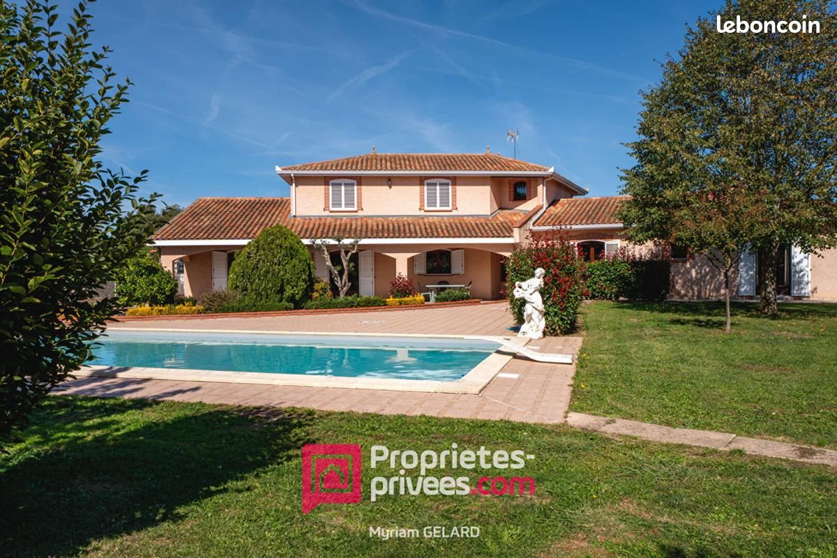 Maison 8 pièces 296 m² · à Fonsorbes · 296 m² · 548 000 €