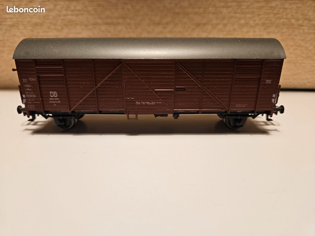 Wagon Couvert DB (Deutsche Bahn) Miniature HO - Marque Roco - Occasion