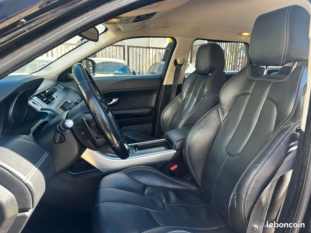 Range Rover Evoque 2.2 SD4 190ch Dynamic - SIÈGES ÉLECTRIQUE À MÉMOIRES - SONO MERIDIAN - CLIMATISATION AUTO (image 13)